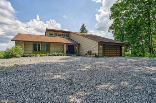 290 Willow Glen Rd, Siddonsburg PA  17019-8949 exterior