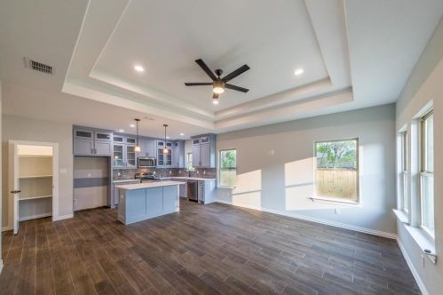 4326 Fernwood Ave, Dallas, TX 75216-6320