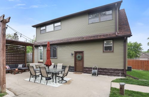 5021 83 Pl, Kenosha WI 53142-4732 exterior
