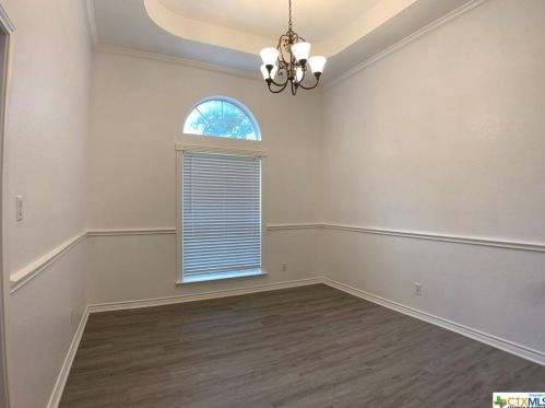 380 Las Brisas Blvd, Seguin TX  78155-0193 exterior