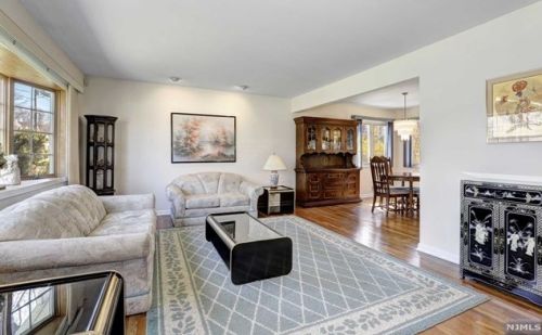 97 Woodland Ave, Verona NJ  07044-2207 exterior