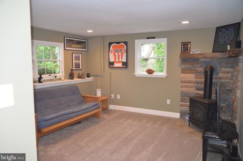 156 Boxwood Ct, Pottstown PA  19464-1500 exterior