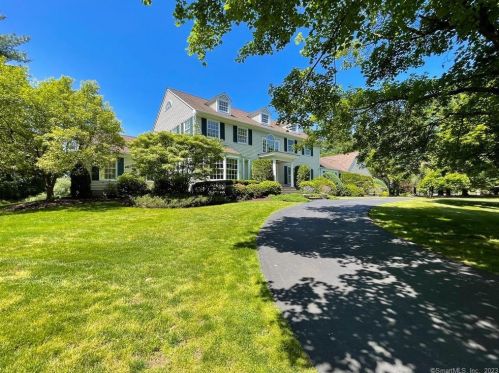 106 Hoyt Farm Rd, New Canaan, CT 06840-5036