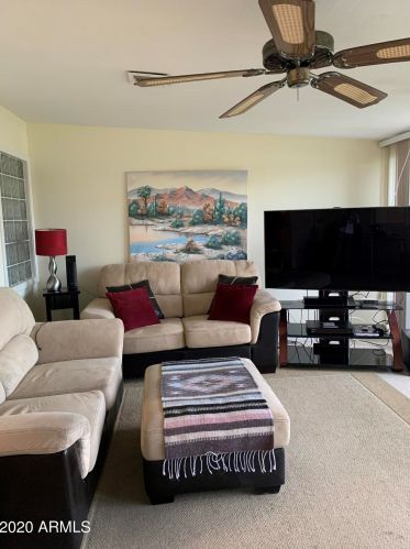 10202 Bolivar Dr, Sun City AZ  85351-2307 exterior
