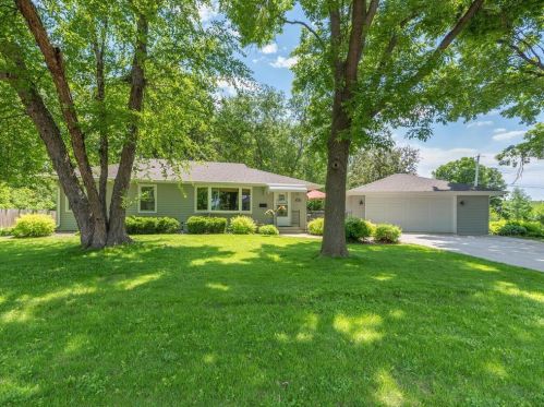 8517 Haeg Cir, Minneapolis, MN 55431-1714
