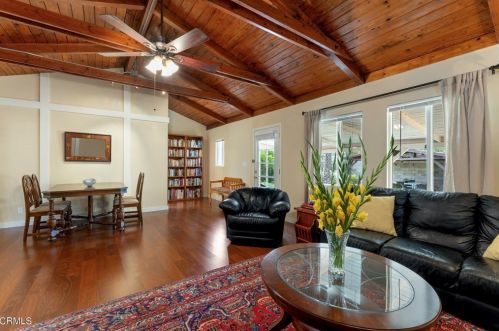 834 Altadena Dr, Altadena CA  91001-4106 exterior