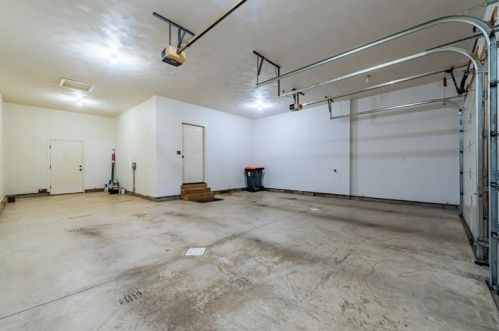 226 Tacoma Ave, Latrobe PA  15650-1237 exterior