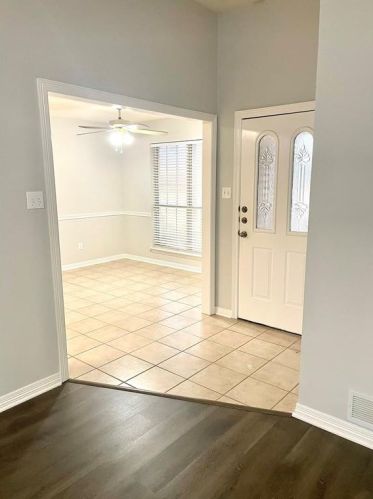 513 Whitney Dr, Midlothian TX  76065-3683 exterior