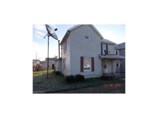 218 7th St, Byesville, OH 43723-1147