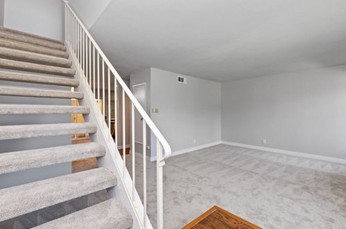 325 Chinook Dr, Placentia CA  92870-1417 exterior