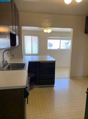 2600 Lowell Ave, Richmond, CA 94804-1040