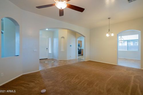 38307 Lamar Dr, San Tan Valley, AZ 85140-5946