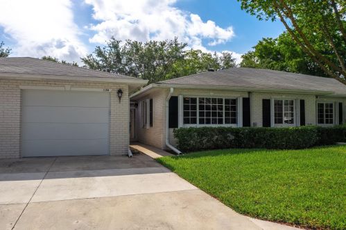 10160 42nd Dr, Boynton Beach, FL 33436-4219