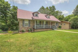 3295 Niagara Dr, Nashville, TN 37214-3422
