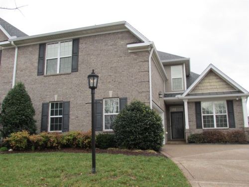 1223 Chickadee Cir, Hermitage, TN 37076-5614
