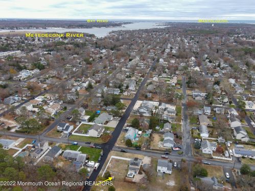 476 Jackson Ave, Bricktown NJ 08723-5162 exterior