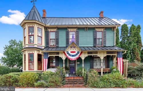 7 York St, Etters, PA 17319-8952