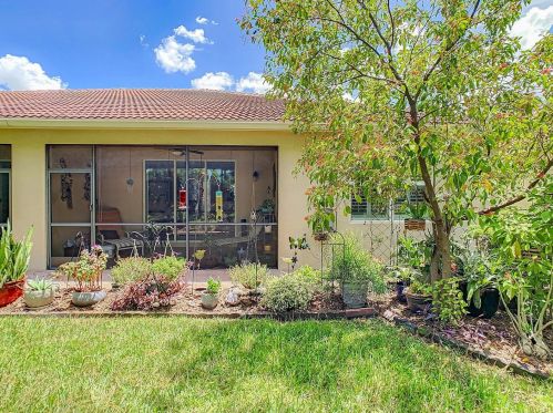 16234 Amethyst Key Dr, Wimauma FL  33598-4028 exterior