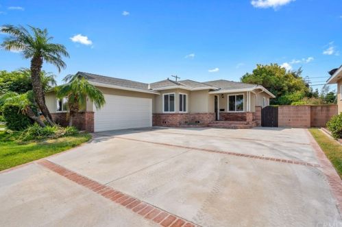 9648 Prichard St, Bellflower CA  90706-3031 exterior