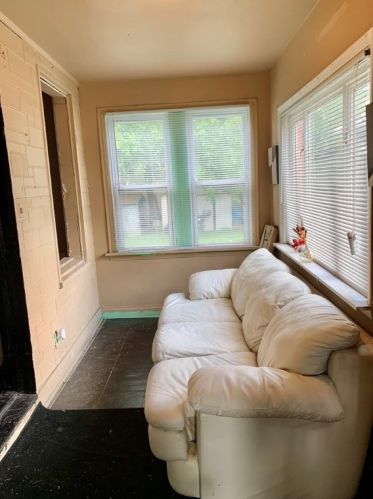 1677 Henrici St, Ambridge, PA 15003-2286