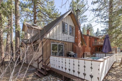 919 Mountain Ln, Big Bear City CA  92314 exterior