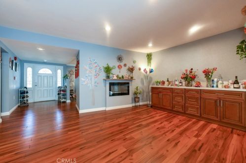 717 Midsite Ave, Covina CA  91723-3332 exterior