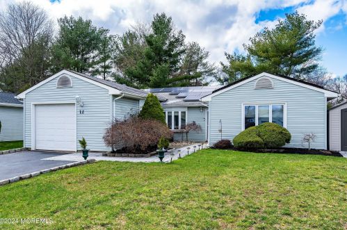 12 Long Rd, East Freehold, NJ 07728-3444