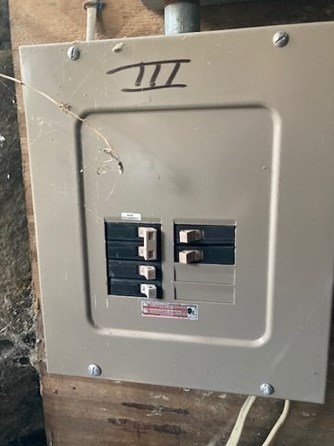 513 Front St, New Bedford MA 02744-2618 exterior