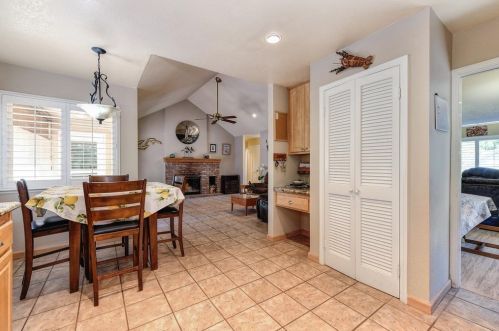 102 Seafarer Ct, Folsom CA  95630-2332 exterior