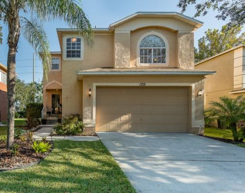 1715 Split Fork Dr, Oldsmar, FL 34677-2768