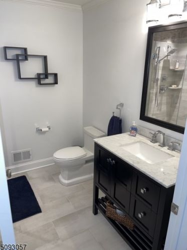 114 Surrey Ct, Nutley NJ  07110-3917 exterior