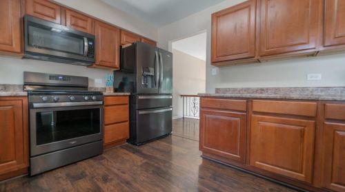 633 Laurel Dr, Dyer IN  46311-2231 exterior