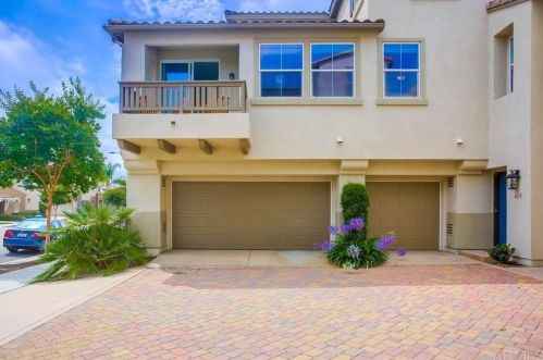 4117 Karst Rd, Carlsbad, CA 92010-5561