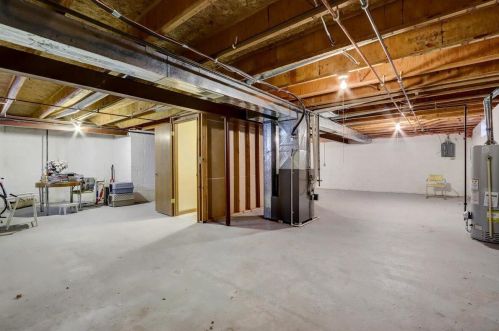 5339 Cambridge Ln, Milwaukee WI 53221-3237 exterior