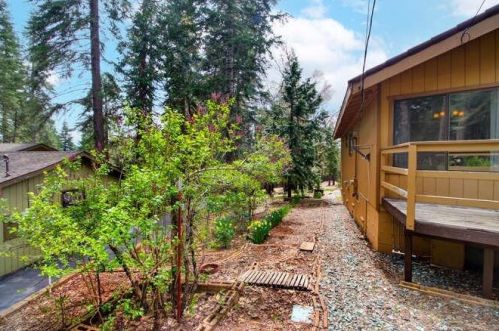 3848 Gold Ridge Trl, Pacific House CA  95726-9740 exterior