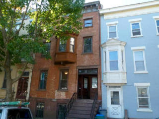 130 Hamilton St, Albany NY  12207-1401 exterior