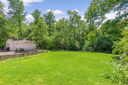 4461 Walnut St, Stonelick, OH 45103-2399