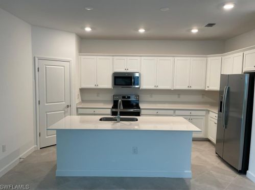9154 Leatherwood Loop, Lehigh Acres, FL 33936-4937