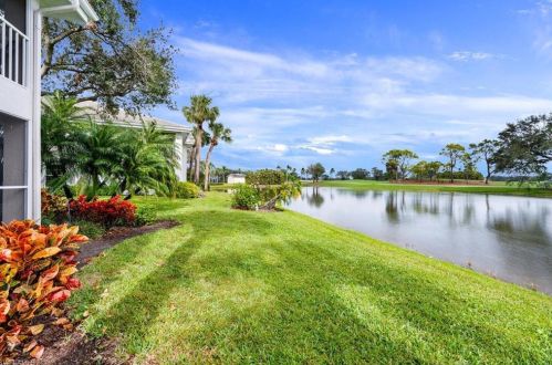 6216 Bellerive Ave, Naples FL  34119-4713 exterior