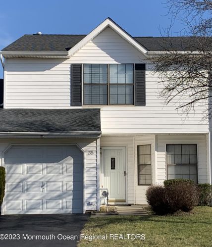 35 Mainsail Sq, East Freehold, NJ 07728-3729