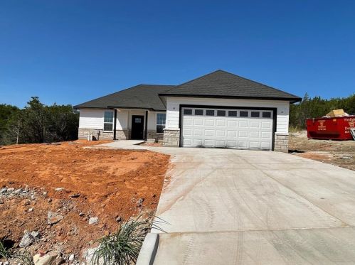 4820 Elizabeth St, Granbury, TX 76048-6455