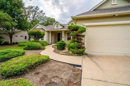 126 Great Frontier Dr, Georgetown TX  78633-4594 exterior