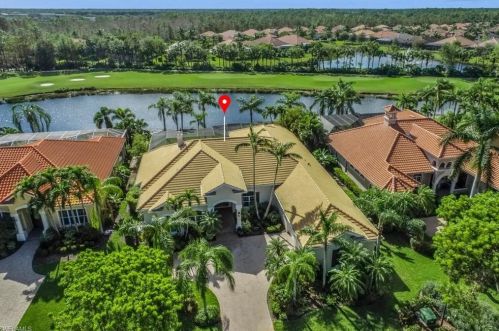 7428 Treeline Dr, Naples, FL 34119-9727