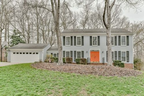 5600 Flagstop Ct, Charlotte, NC 28226-8071