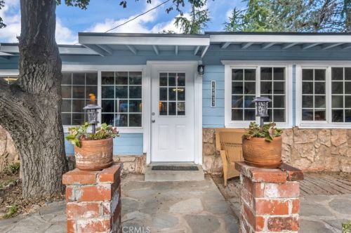 15837 Calle Hermosa, Santa Clarita, CA 91390-4943