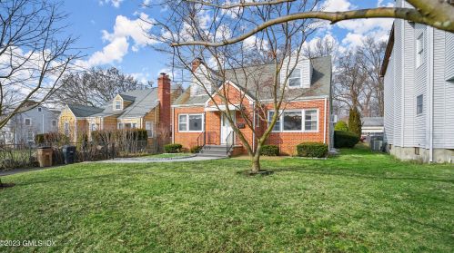 267 Broad St, Stamford, CT 06902-3632