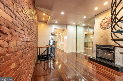1753 29th St, Philadelphia, PA 19145-1615
