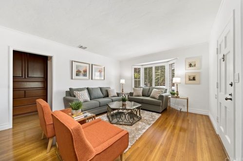 4330 Theresa St, Long Beach CA  90814-1334 exterior