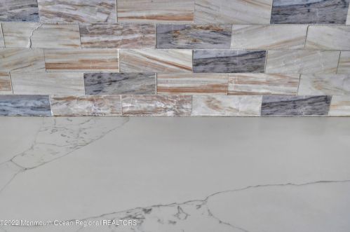 18 Oklahoma Dr, Jackson Twp NJ  08527-1502 exterior