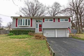 2 Bick Ln, Albany, NY 12205-2211